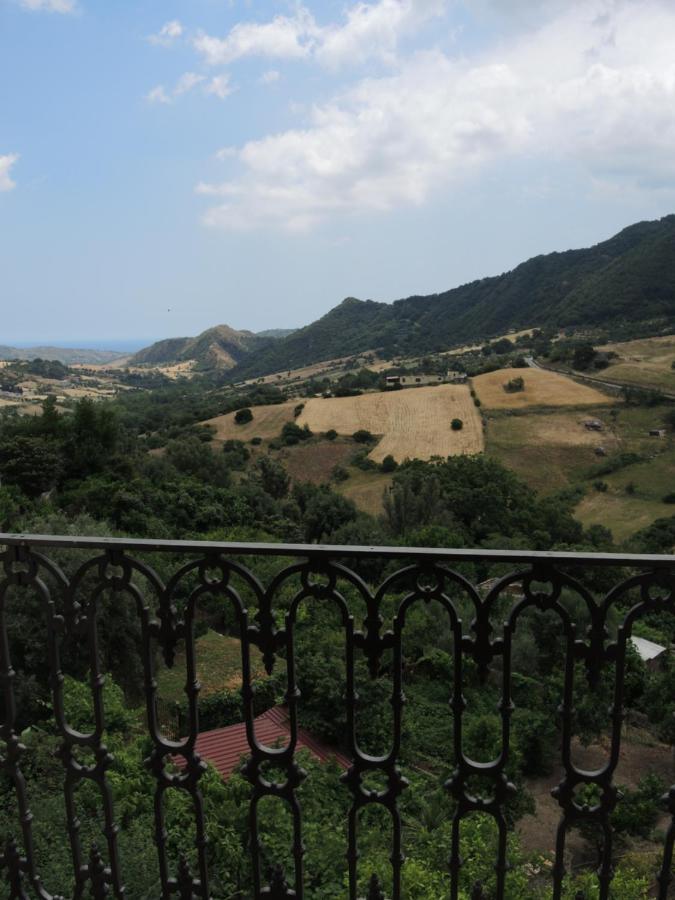 Il Giardino degli Aranci Aparthotel Antonimina Esterno foto